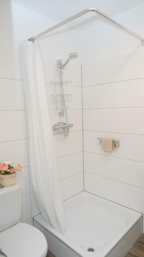 Apartment 900M To Exhibition Дюселдорф Екстериор снимка